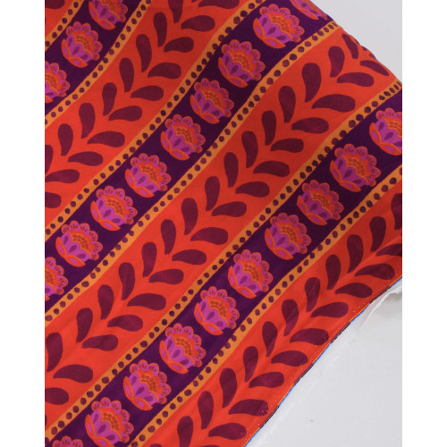 Tecido Viscose Premium Listras Multi Estampadas Amarelo, Vermelho e Tons de Roxo