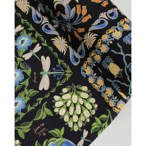 Tecido Viscose Premium Estampa Lenço Colorido e Preto