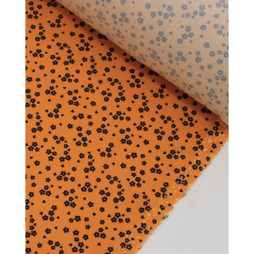 Tecido Viscose Premium Micro Flores e Corações Preto e Ferrugem