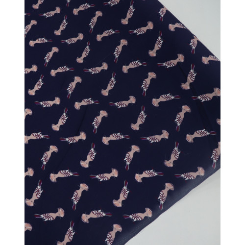Tecido Viscose Pássaros Rosa, Branco e Azul Marinho (COM DETALHES)