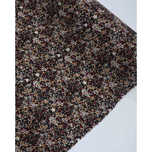 Tecido Viscose Texturizada Micro Tapete Floral Marsala, Bege e Preto