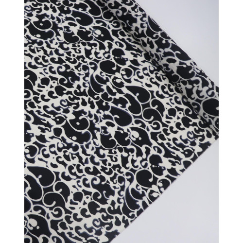 Tecido Crepe de Viscose Italiano Ondas Abstratas Preto e Creme