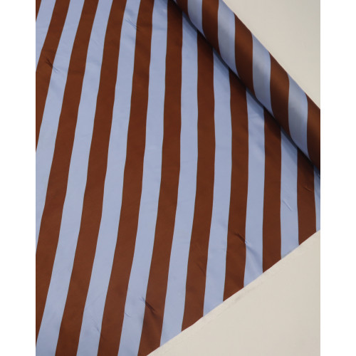 Tecido Viscose Acetinada Italiano Listras Diagonais Marrom e Azul Celeste