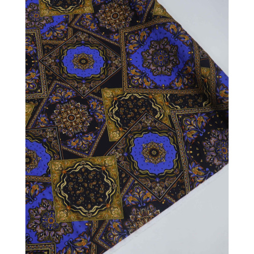 Tecido Viscose Acetinada Italiano Lenços Irregulares Mandalas Azul, Dourado e Preto