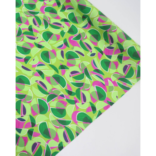 Tecido Viscose Italiano Semicírculos Sobreposto Rosa e Tons de Verde
