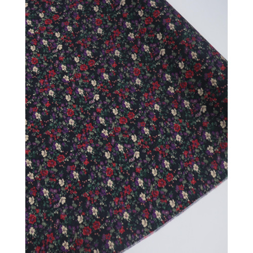 Tecido Viscose Italiano Tapete Floral Vermelho, Roxo e Preto