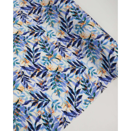 Tecido Viscose Texturizada Ramos Sobrepostos Tons de Azul
