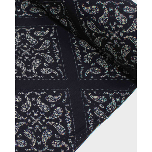 Tecido Viscose Texturizada Paisley Delicado em Recortes Bege e Preto