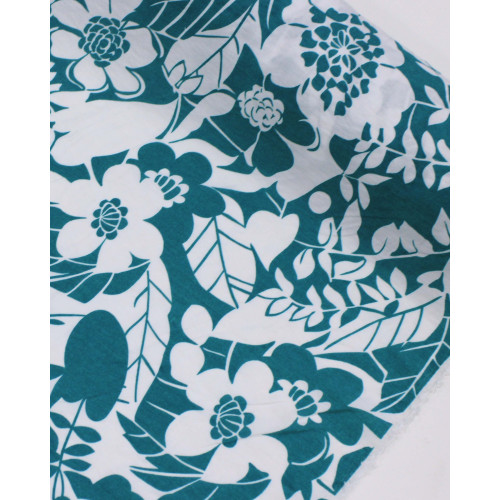 Tecido Viscose Mista com Poliamida Campo Floral Branco e Verde Água