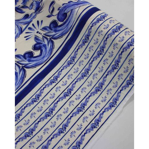 Tecido Viscose Premium Barrado Macro Floral Azul e Offwhite