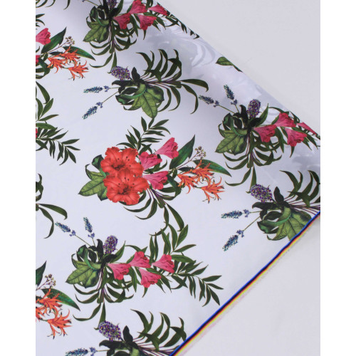 Tecido Crepe Salinas Sarjada Ramos Florais Colorido e Branco