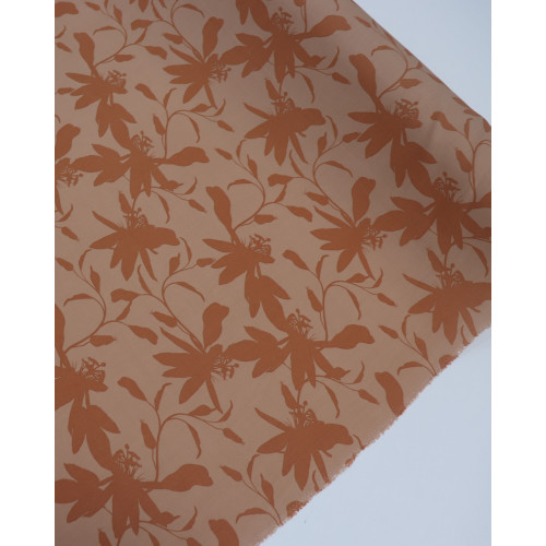 Tecido Viscose Macro Flores Abstrato Caramelo e Nude