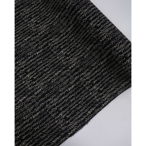Tecido Viscose Texturizada Listras em Chevron Vanila Mescla e Preto