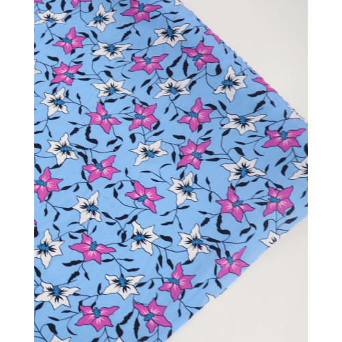 Tecido Crepe de Viscose Italiano Flores Brancas, Rosa e Azul Céu