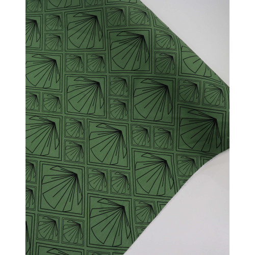 Tecido Viscose Texturizada Macro Conchas Preto e Verde Musgo (1.1m)