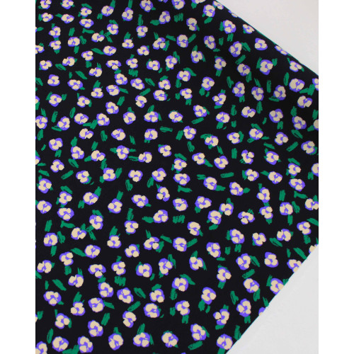 Tecido Crepe de Viscose Italiano Micro Flores Abstratas Lilás, Verde e Preto