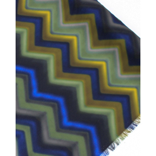 Tecido Crepe Salinas Italiano Listras Verticais Irregulares em Desfoque Colorido