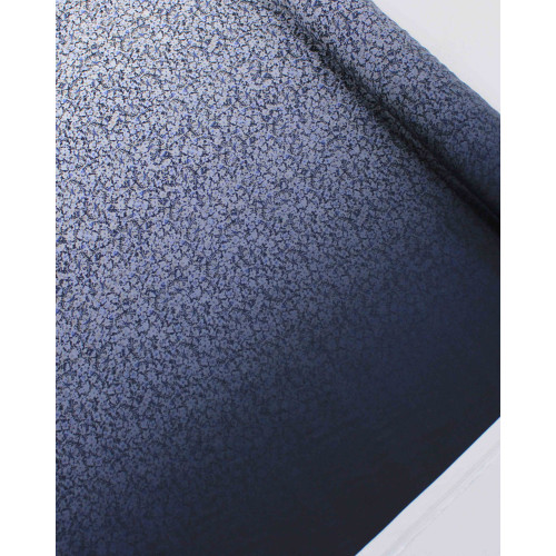 Tecido Viscose Acetinada Italiano Barrado em Degradê Micro Tapete Floral Branco e Preto