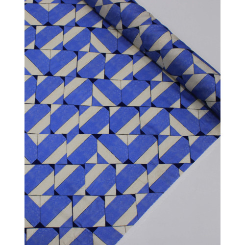 Tecido Viscose Italiano Estampa Geométrica Irregular Offwhite e Azul Índigo