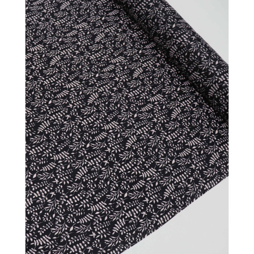 Tecido Viscose Acetinada Italiano Micro Ramos Rosa Quartzo e Preto