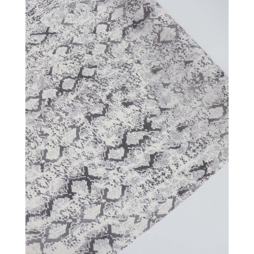 Tecido Crepe Koshibo Leve Italiano Animal Print Tons de Cinza