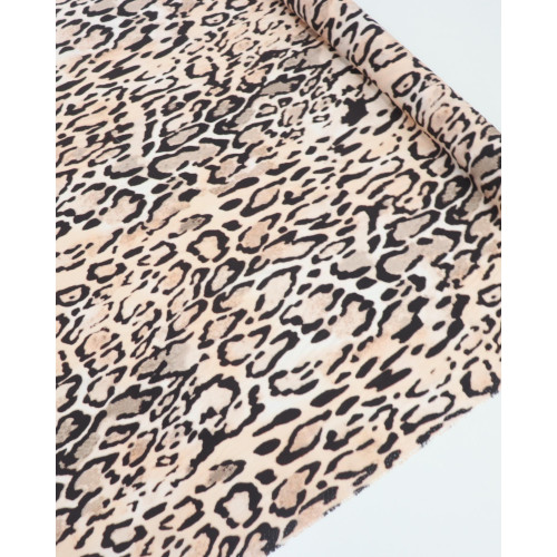 Tecido Viscose Italiano Macro Animal Print Preto e Rosé