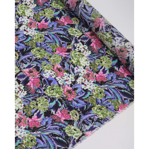 Tecido Crepe Koshibo Leve Italiano Folhas e Flores Abstratas Colorido
