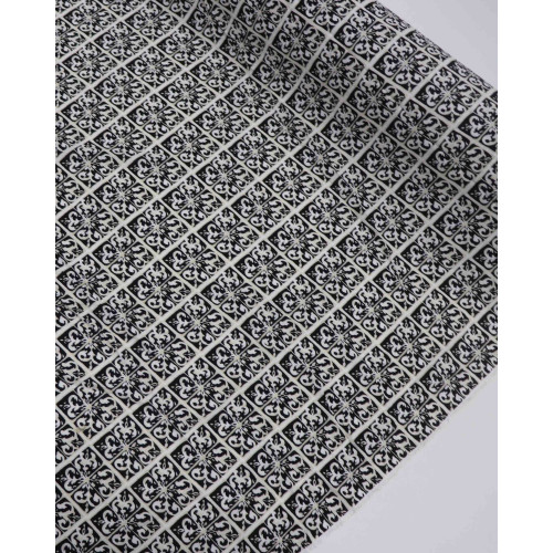 Tecido Viscose Texturizada Arabesco Geométrico P/B