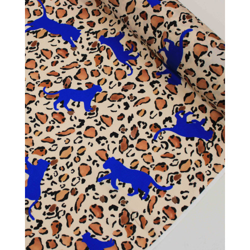 Tecido Crepe Texturizado Italiano Animal Print e Onças Azul, Tons de Marrom e Bege
