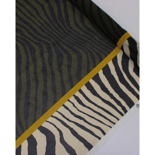 Tecido Crepe Chiffon Italiano Barrado Animal Print Creme, Preto e Verde Militar