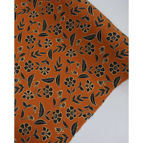 Tecido Crepe Koshibo Floral Étnico Preto e Ferrugem