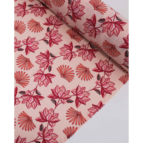 Tecido Crepe Koshibo Flores Pontilhadas Tons de Rosa