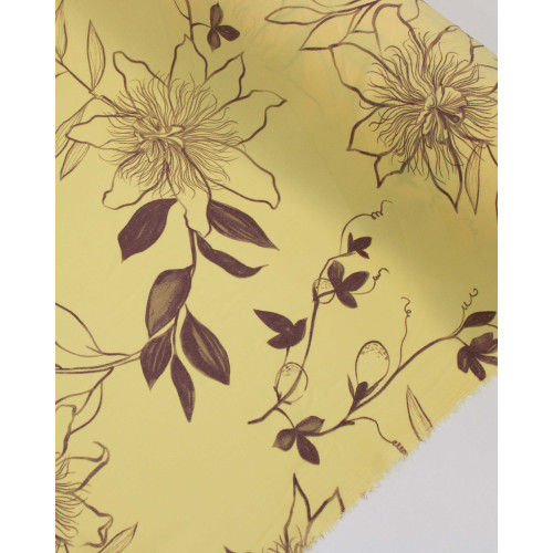 Tecido Crepe Koshibo Rascunho Floral Marrom Estonado e Amarelo Requinte