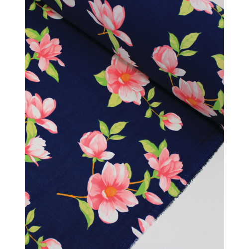 Tecido Crepe Koshibo Macro Flores Verde, Rosa e Azul Marinho