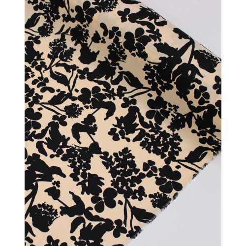 Tecido Crepe Sarjado Ramos Abstratos Preto e Pêssego