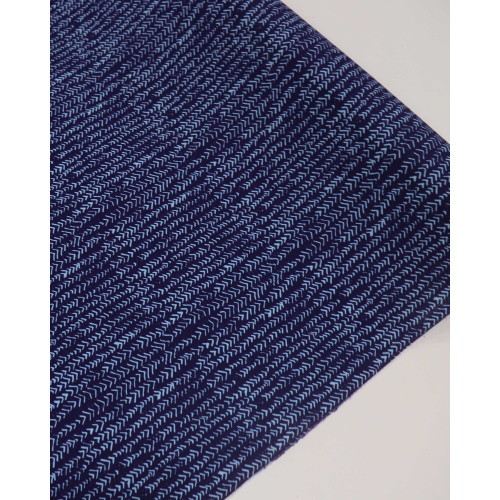 Tecido Viscose Texturizada Listras em Chevron Tons de Azul