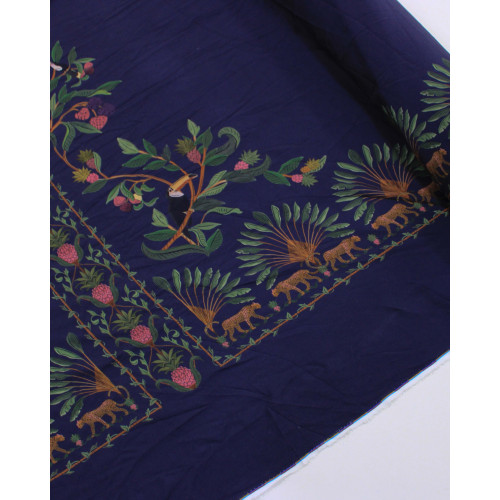 Tecido Viscose Premium Barrado Estampa Lenço Flora e Fauna Colorido e Azul Marinho Noite