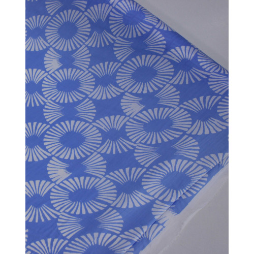 Tecido Viscose Italiano Círculos em Listras Branco e Azul Claro