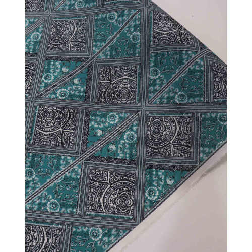 Tecido Crepe Bubble Multi Estampado Preto e Verde Tifany