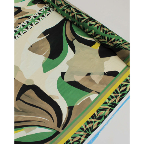 Tecido Crepe Chiffon Italiano Barrado Triplo Macro Flores Abstratas Bege, Verde e Offwhite