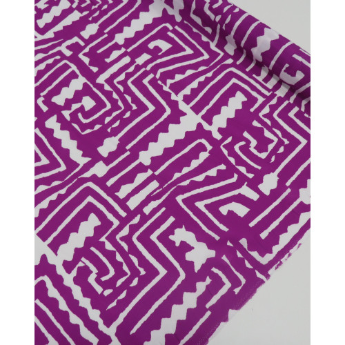 Tecido Crepe de Viscose Italiano Estampa Étnica Roxo e Branco