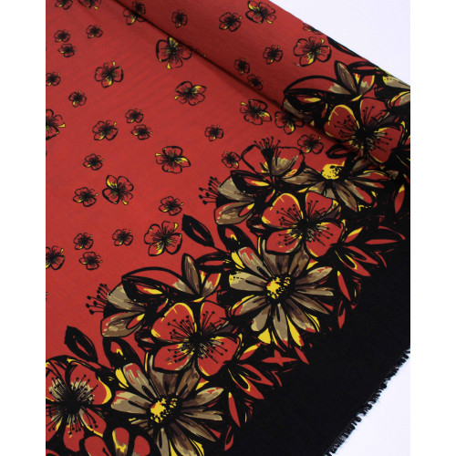 Tecido Viscose Mista com Poliamida Barrado Floral Preto, Amarelo e Vermelho