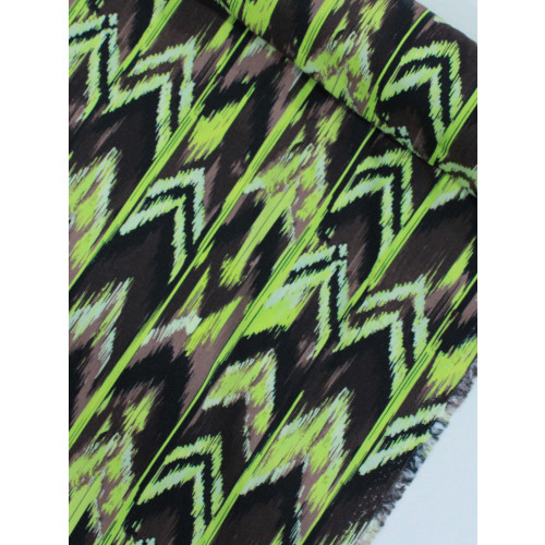 Tecido Viscose Italiano Chevron Abstrato Tons de Verde