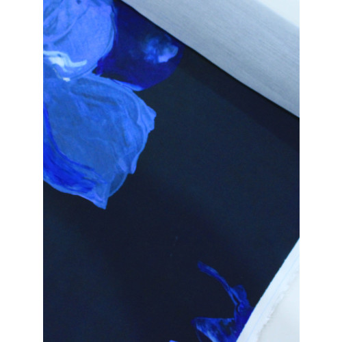 Tecido Viscose Italiano Maxi Flores Tons de Azul