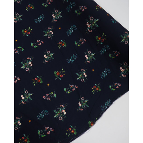 Tecido Crepe de Viscose Ramos Florais Colorido e Azul Marinho