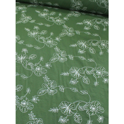 Tecido Alfaitaria de Viscose Bordada Floral Branco e Verde Militar