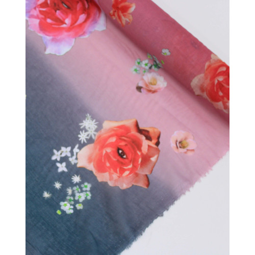 Tecido Cambraia de Algodão Italiano Macro Flores e Listras Verticais