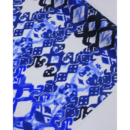 Tecido Tricoline Italiano Estampa Étnica Tons de Azul e Branco