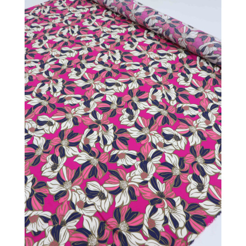 Tecido Viscose Macro Tapete Floral Creme e Rosa