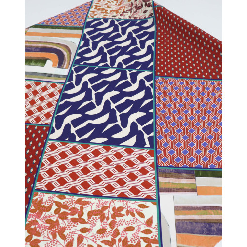 Tecido Crepe Silk Italiano Estampa de Lenço Retrô Colorido